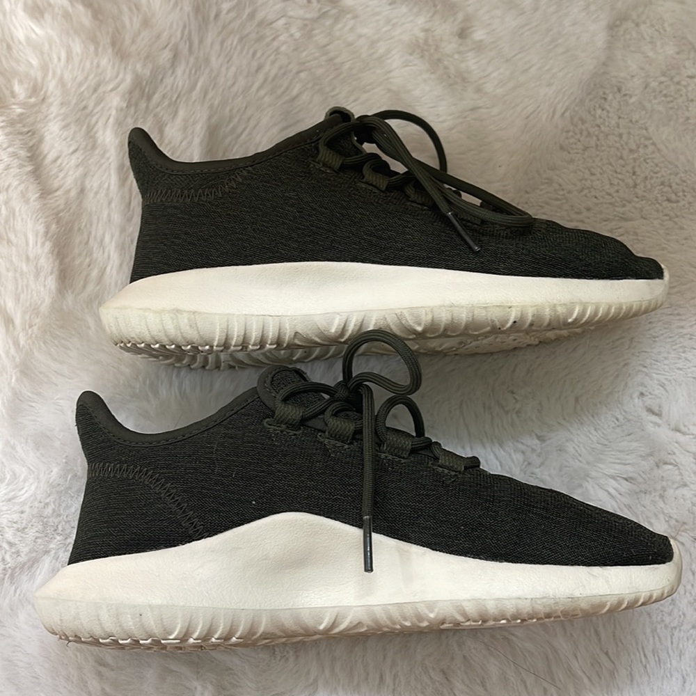Adidas Tubular Shadow Women’s Trainers Sneakers Athletic Running Shoes sz 5